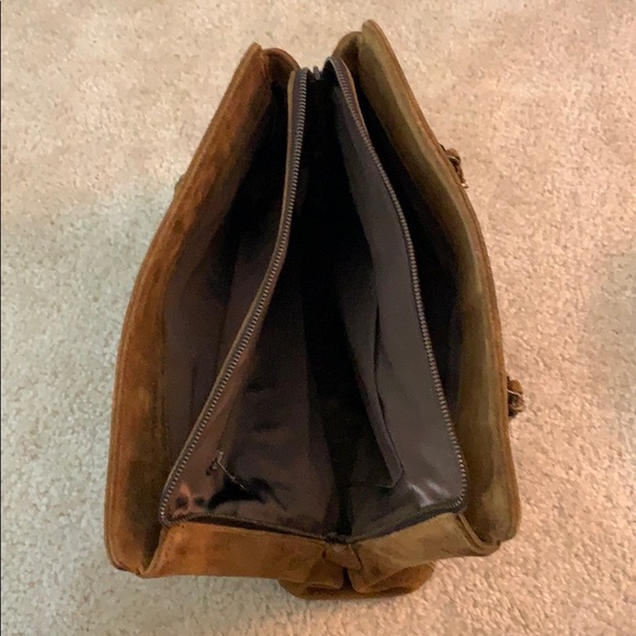 Chanel Vintage Suede Tote - Picture 8 of 8